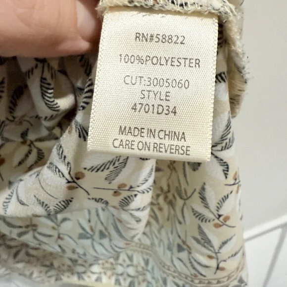 Max Studio Scarf Print Button Up Flowy Relaxed Travel Oversized Resort wear - Picture 4 of 11